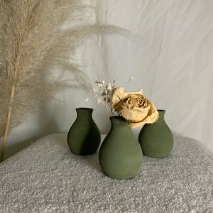 3 piece tiny pottery set